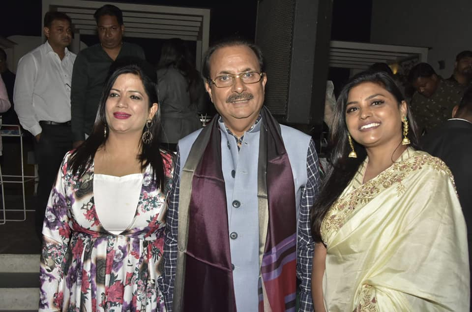  Rajiv Arora
